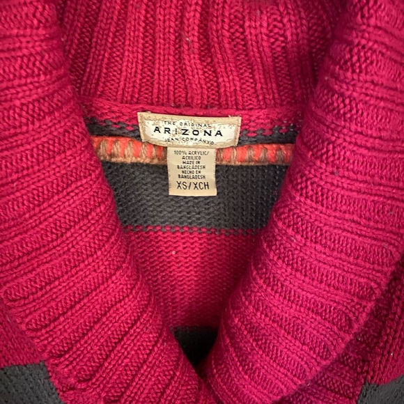 Sweater - Picture 2 of 2